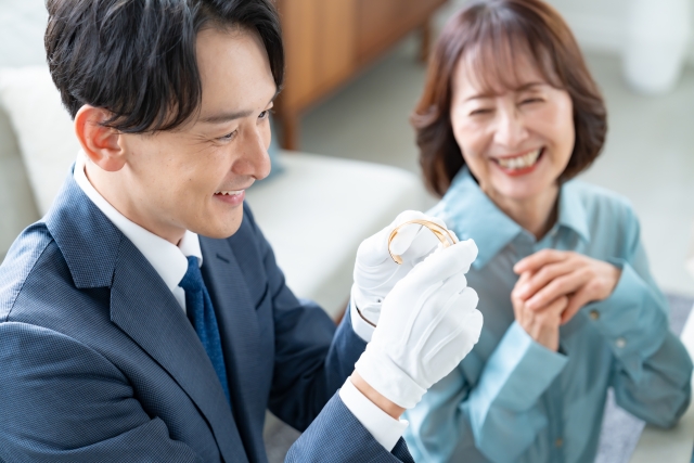 札幌で金・プラチナ製品を売るならどこが安心？