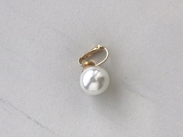 片方のイヤリング